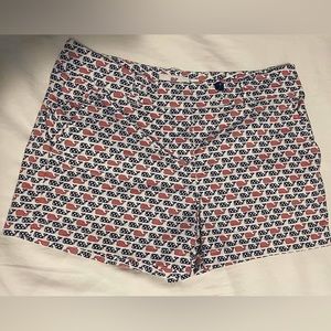 Vineyard vines patriotic shorts